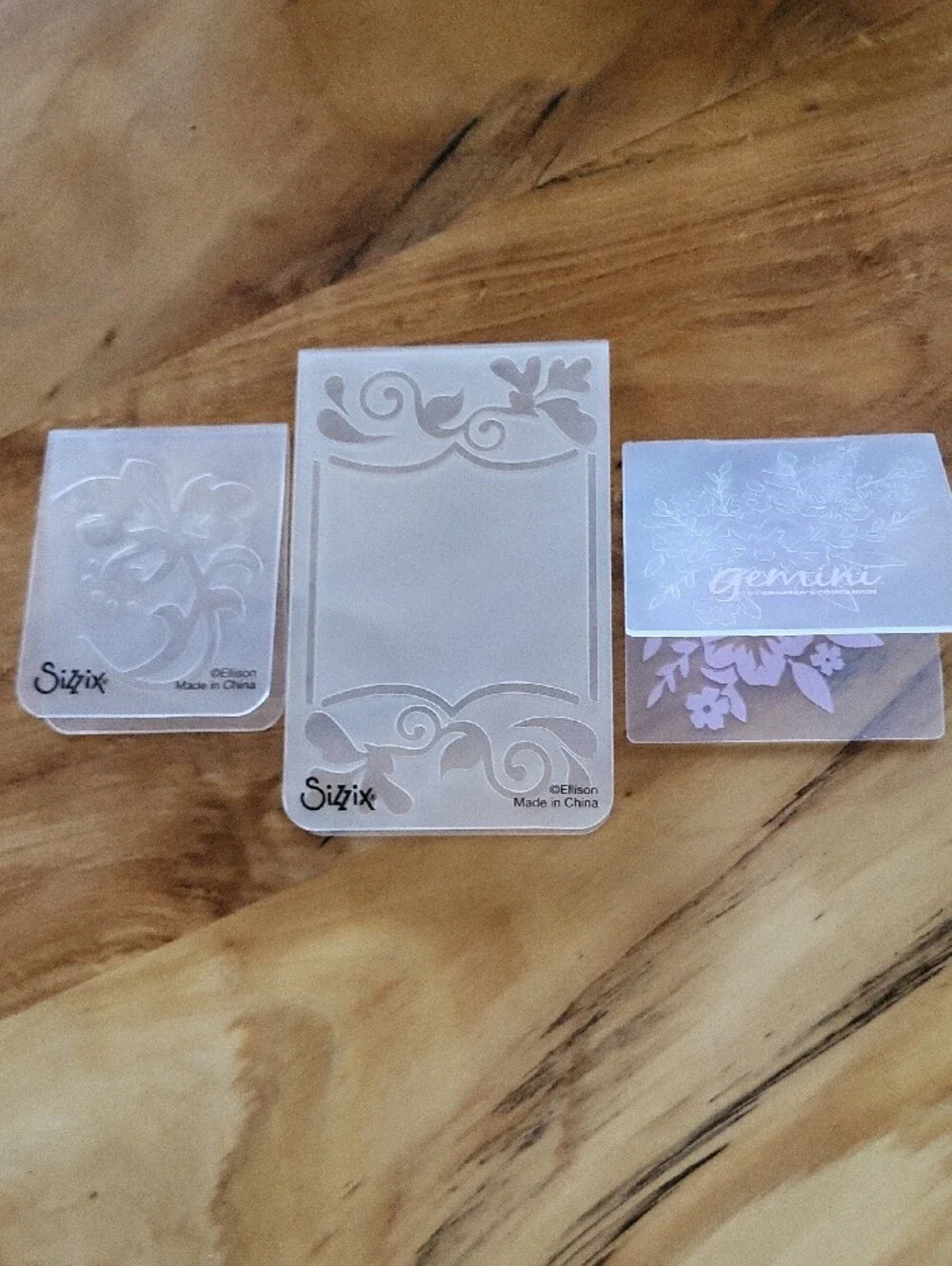 3D Embossing Folder Pack – Clear/White Embossing Accessories